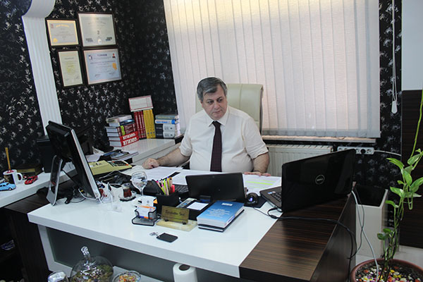 Enayilik Bir K�s�r D�ng�d�r !!! / Selahattin �PEK