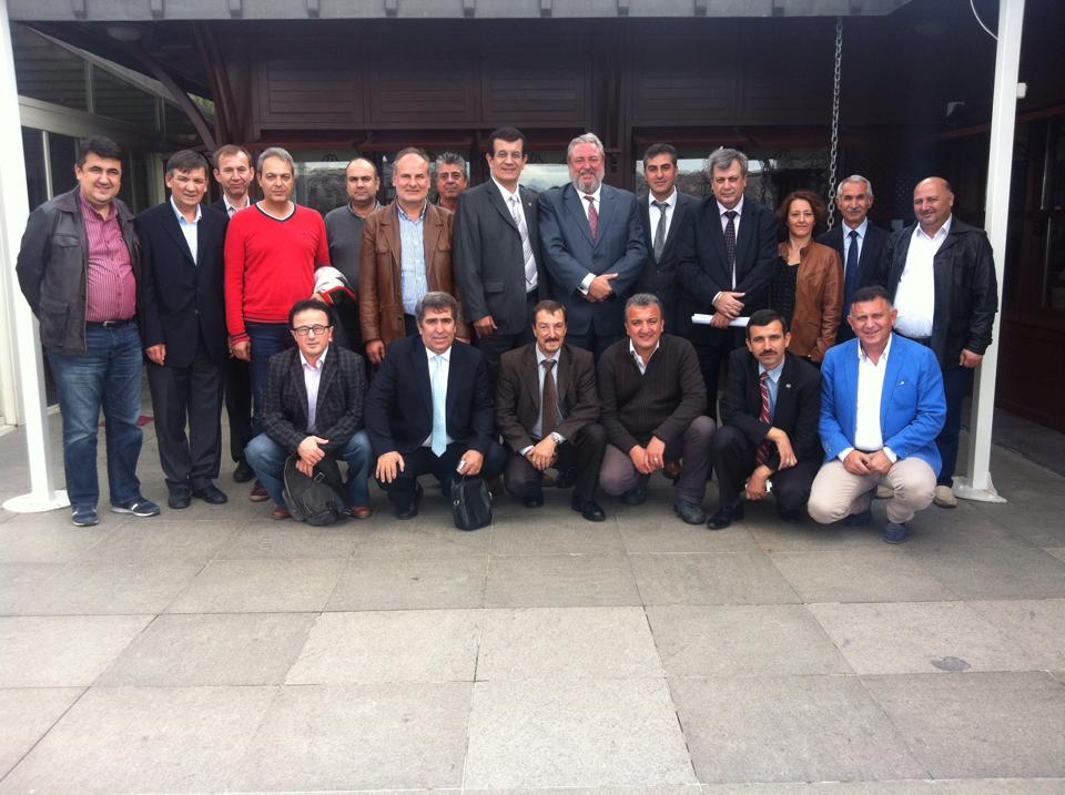 MESLEK CAM�ASINA SAYGI �LE...