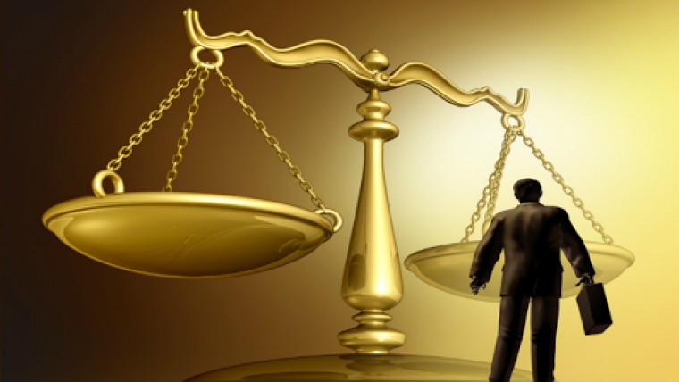 Maliye, Alacakl� Taraf Avukat�na �denecek Vekalet �cretlerinde Serbest Meslek Makbuzunun Kimin Ad�na D�zenlenece�ine A��kl�k Getirdi!